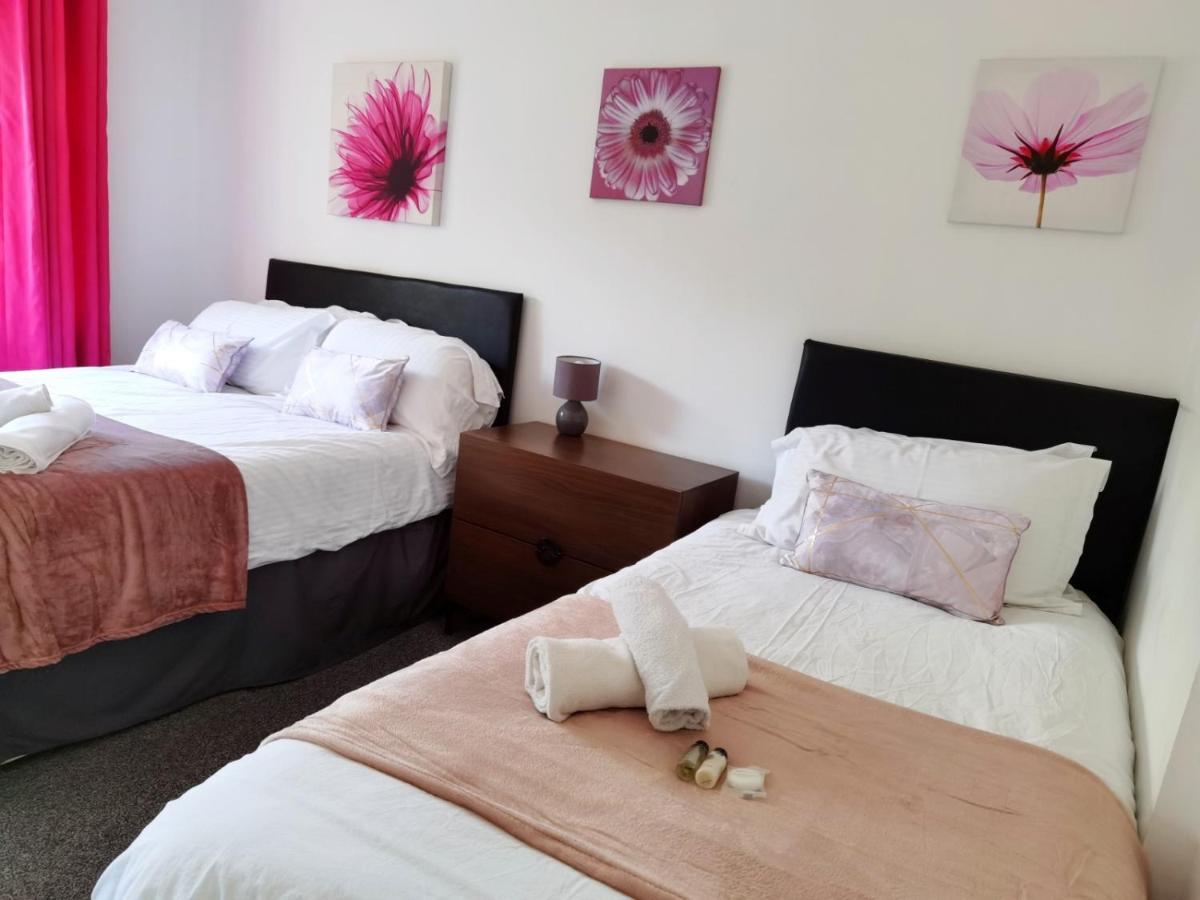 Villa Perry Road, Beautiful Large House Available For Guests And Contractors Parking Wifi Nottingham Exterior foto